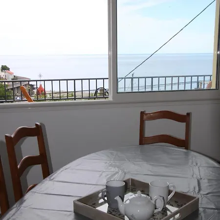 Jolie Maison Terrasse Et Idealement Situee Ferienhaus