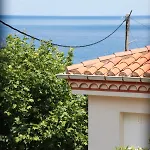Prázdninový dům Jolie Maison Terrasse Et Idealement Situee